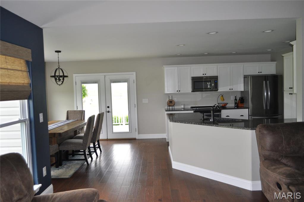 869 Destiny Drive Property Photo 14