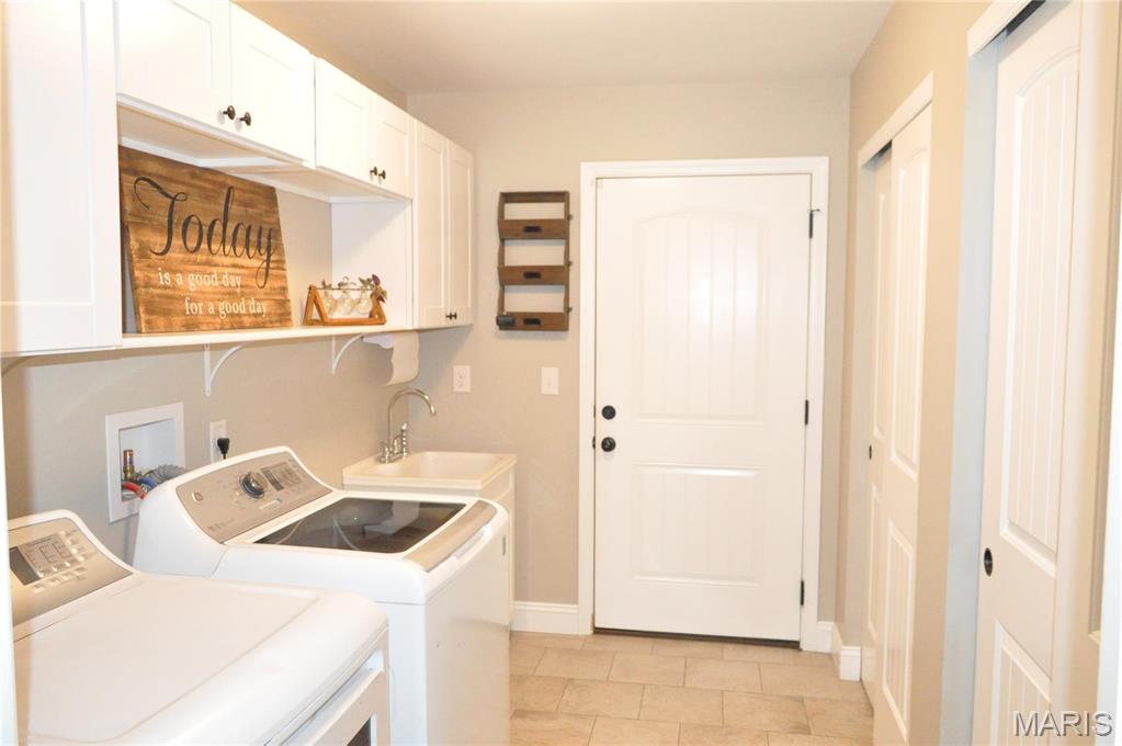 869 Destiny Drive Property Photo 20