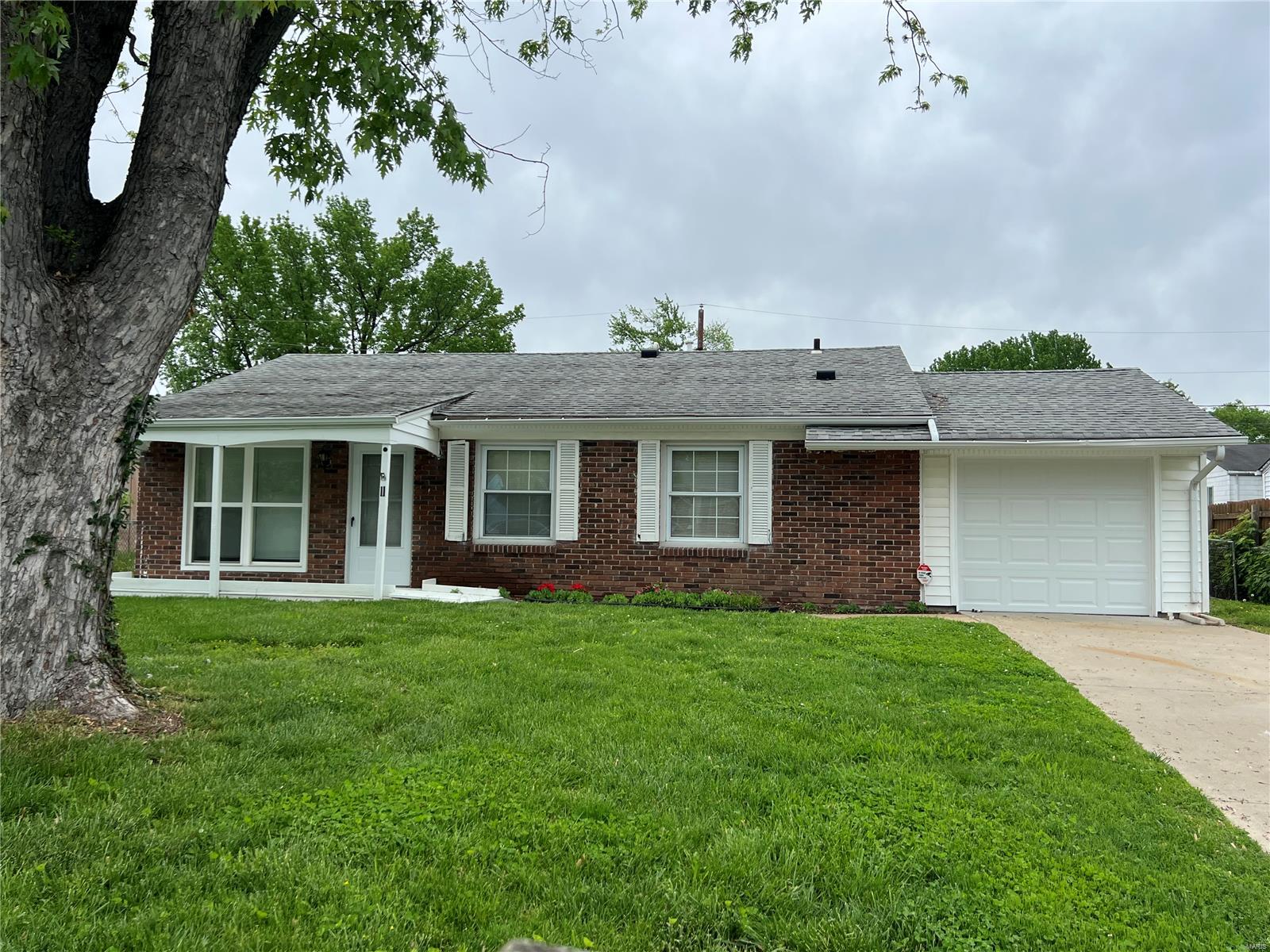 11 Bluegrass Lane Lane Property Photo