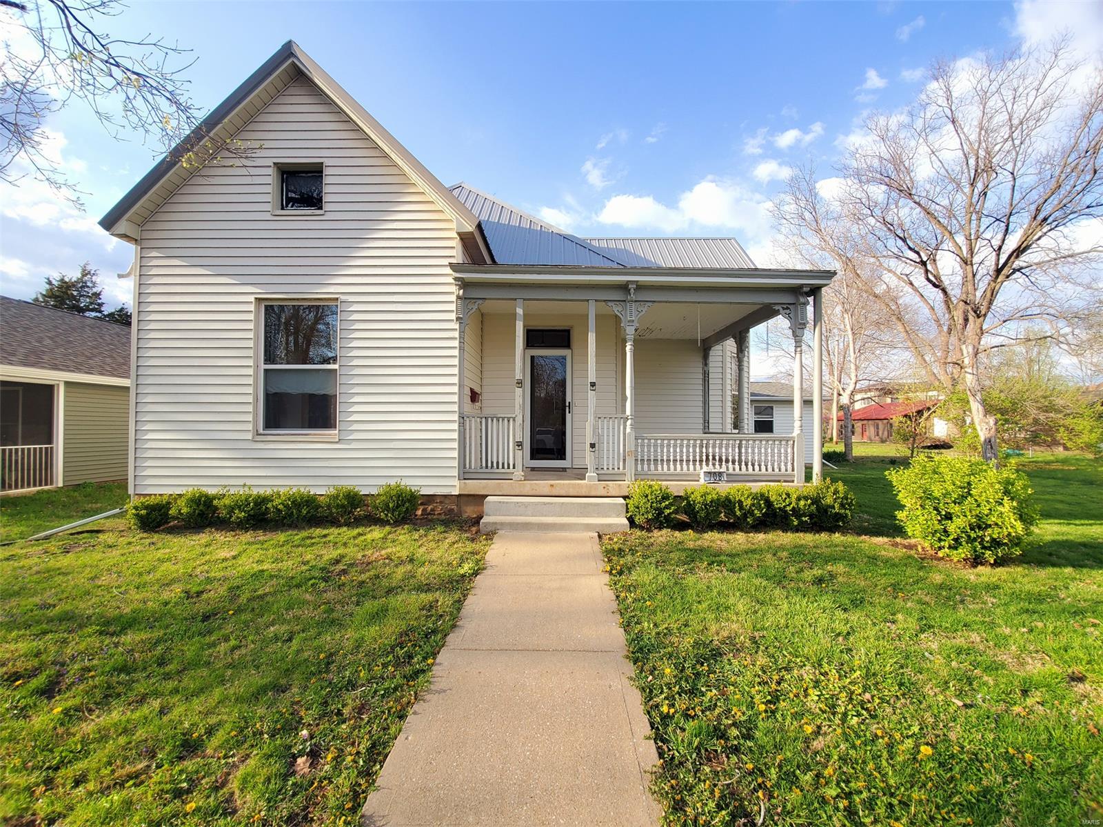 708 Lewis Street Property Photo