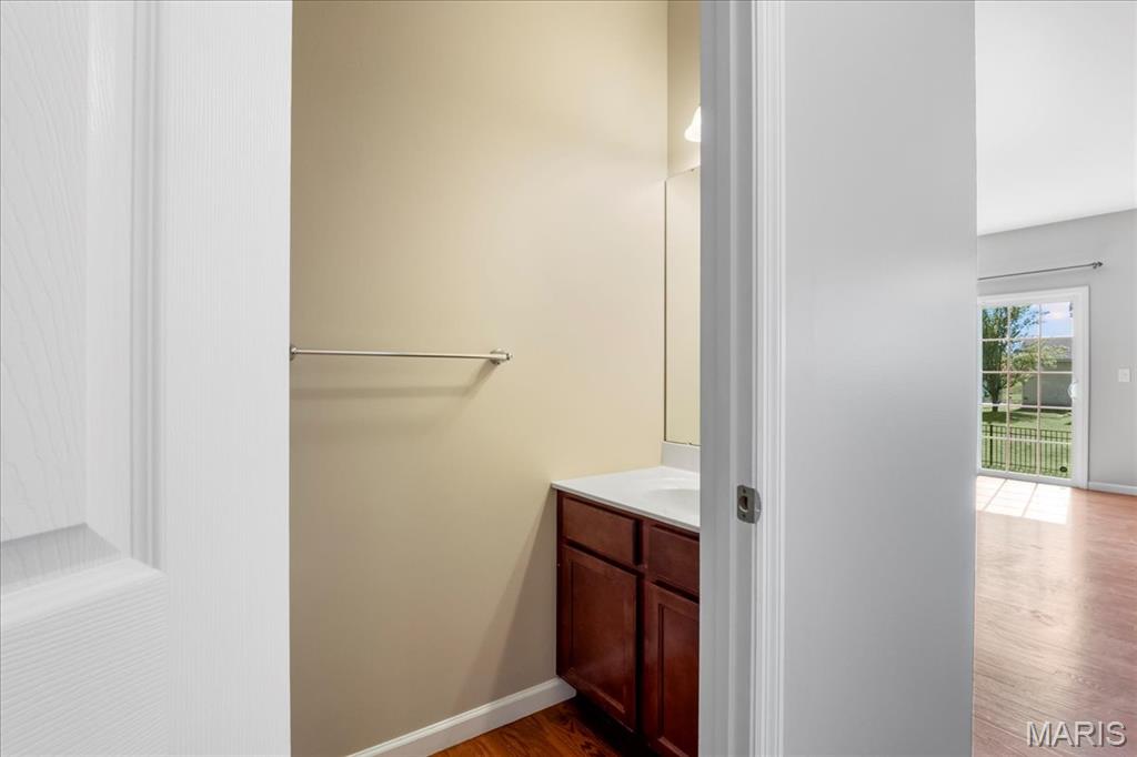 2601 Crimson View Drive Property Photo 21