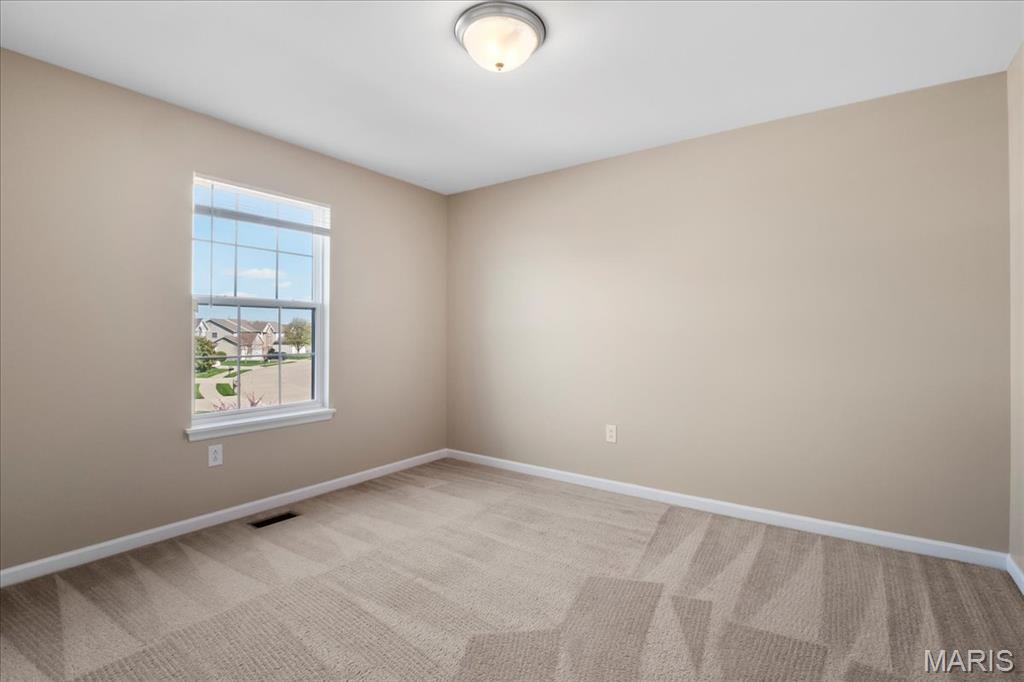 2601 Crimson View Drive Property Photo 22