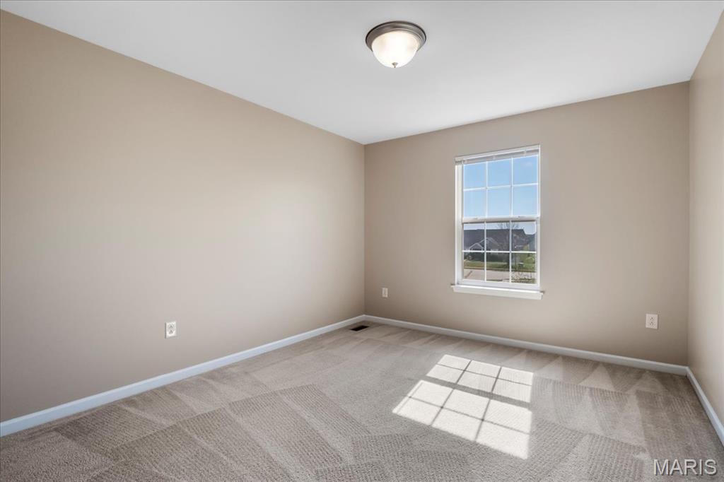 2601 Crimson View Drive Property Photo 25