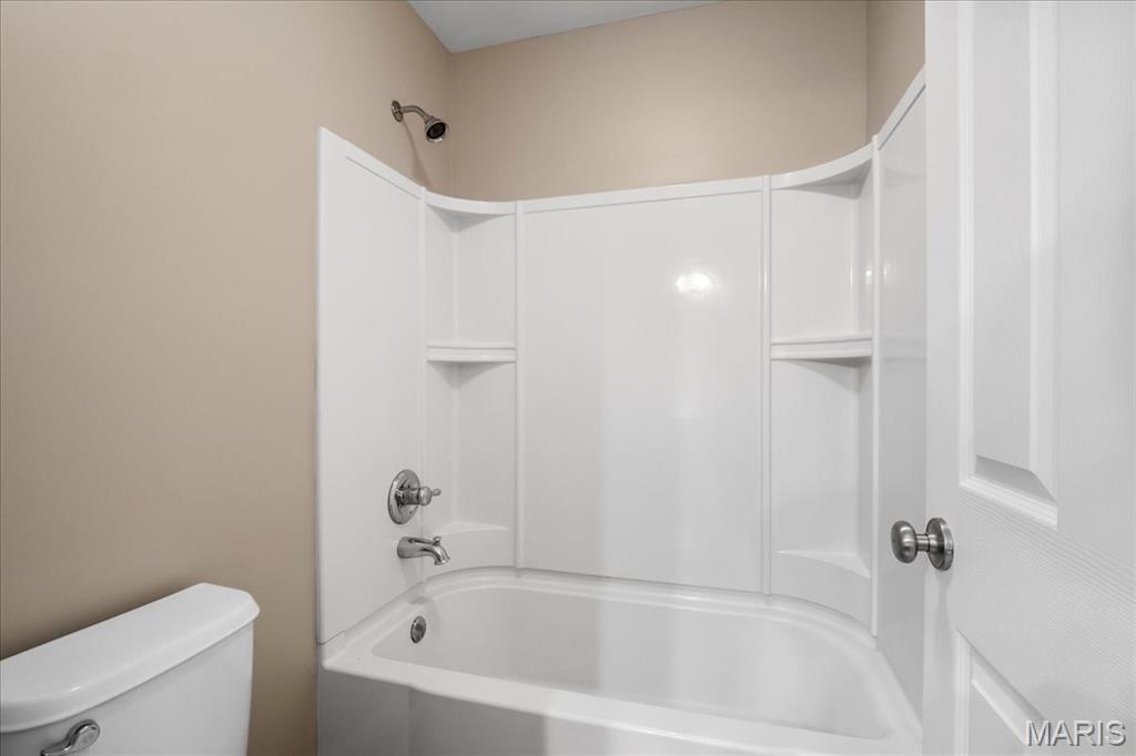 2601 Crimson View Drive Property Photo 34