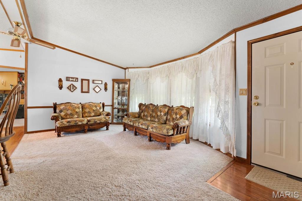 6421 Kaskaskia Road Property Photo 4