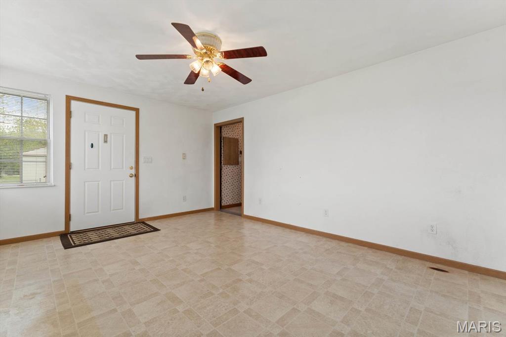 6421 Kaskaskia Road Property Photo 27