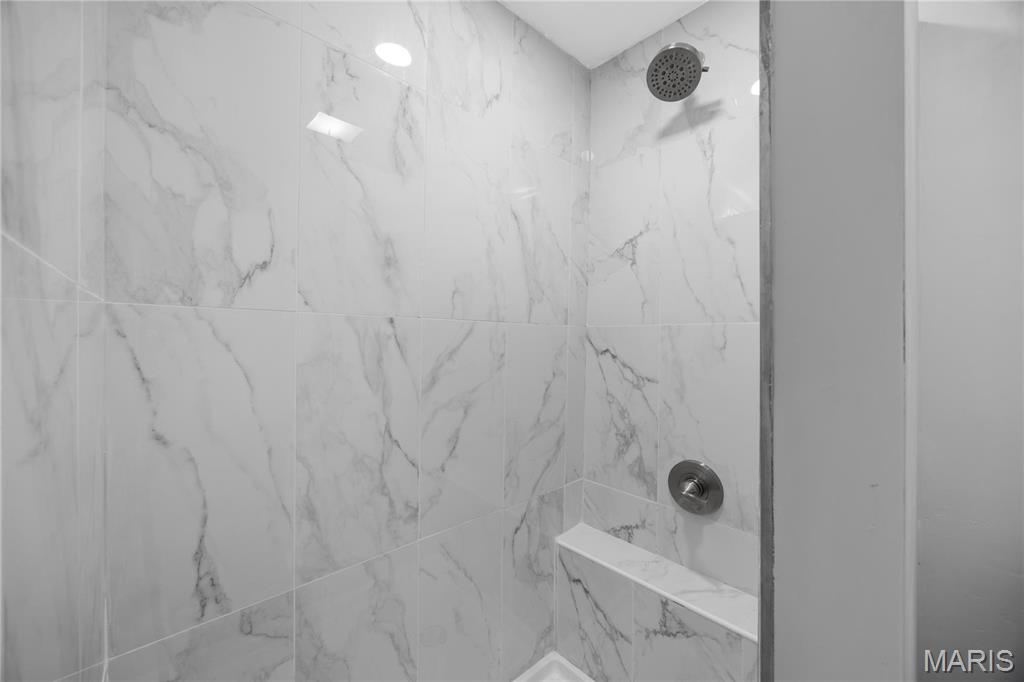 426 Marshall Road Property Photo 24