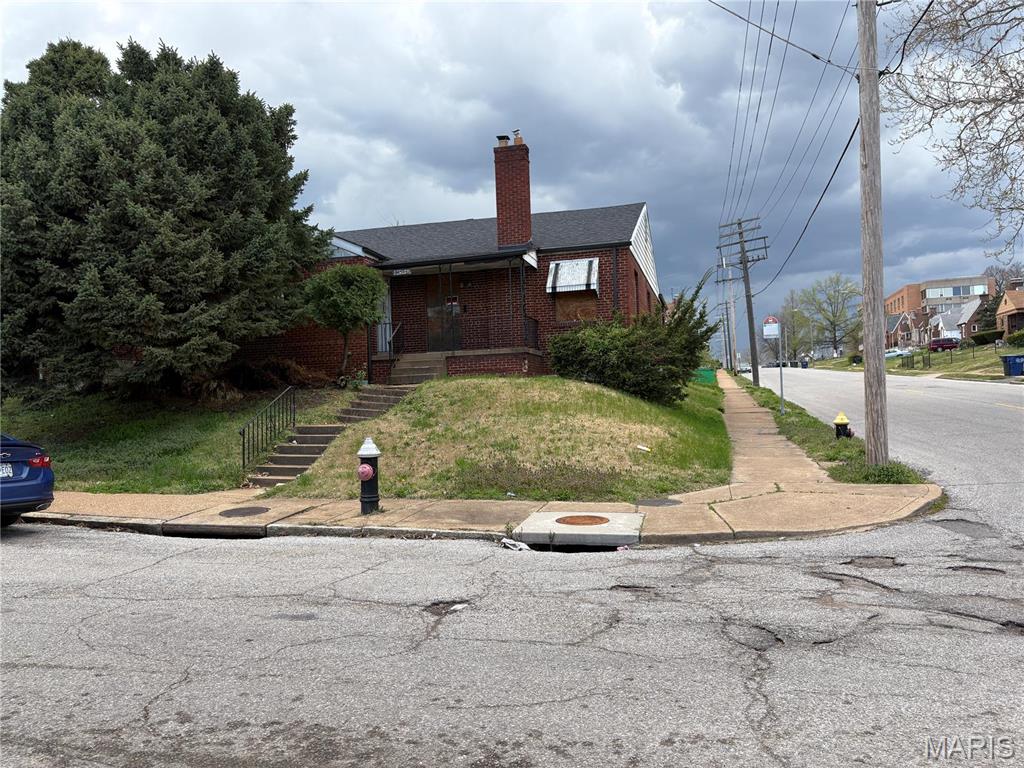 8459 Newby Street Property Photo 1