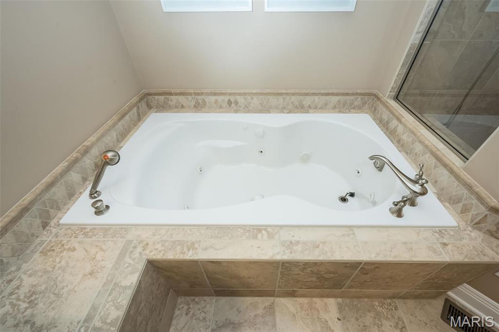 21 Upper Conway Ct Court Property Photo 15