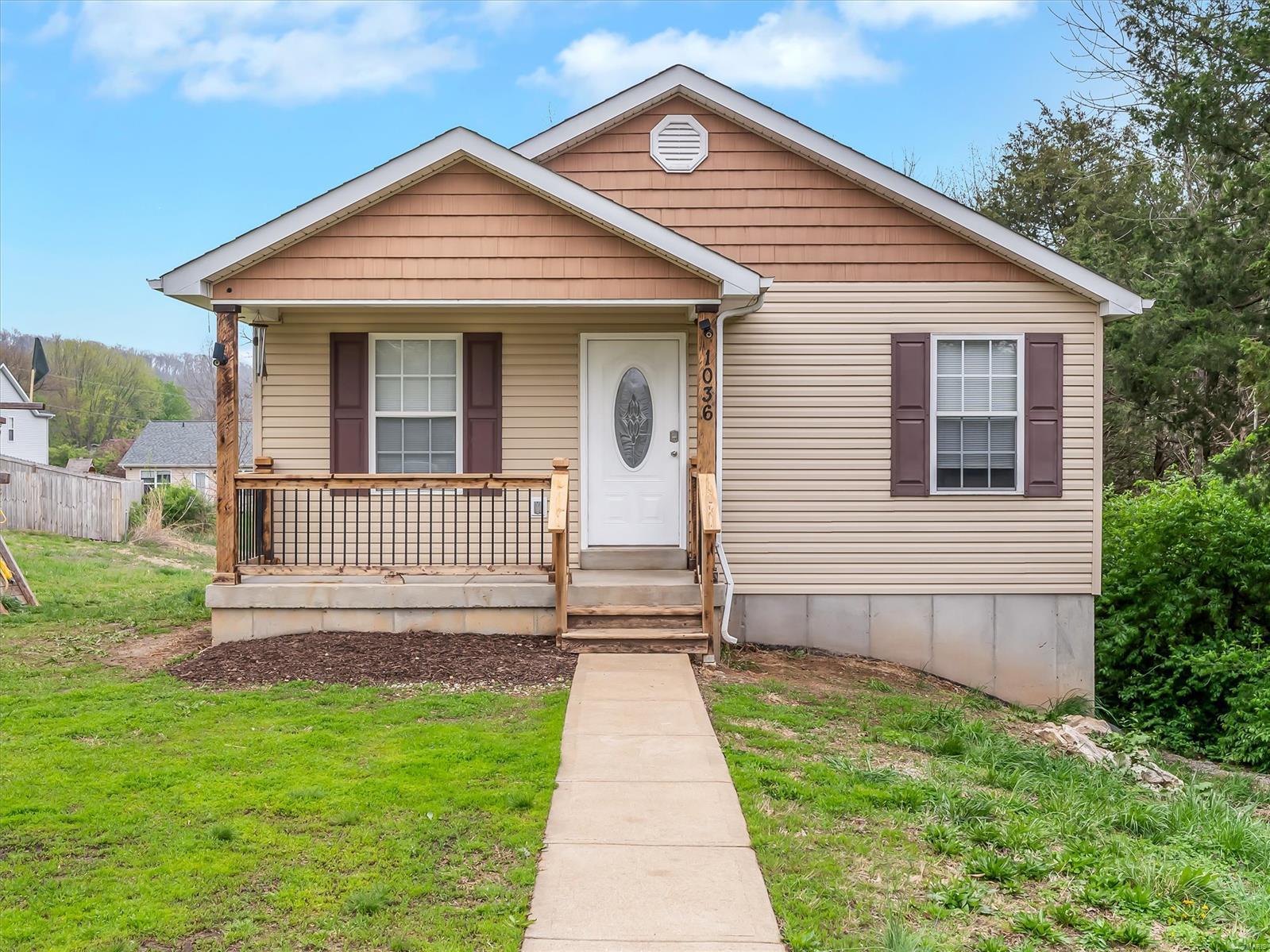 1036 Center Street Property Photo