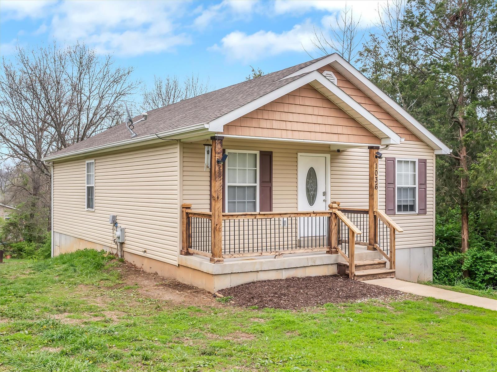 1036 Center Street Property Photo 5