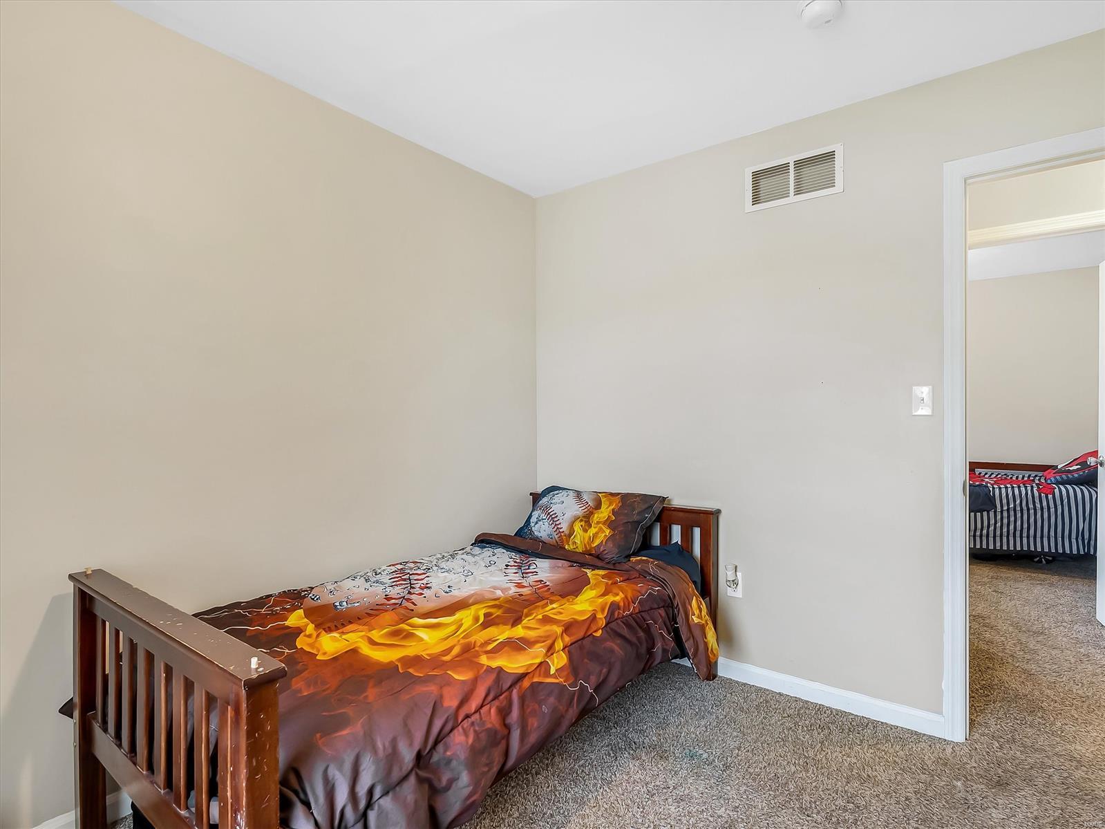 1036 Center Street Property Photo 20