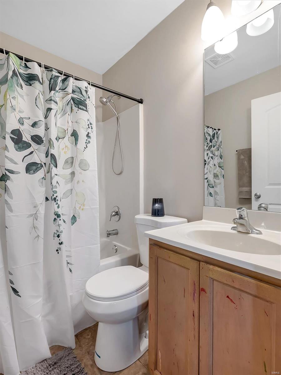 1036 Center Street Property Photo 21