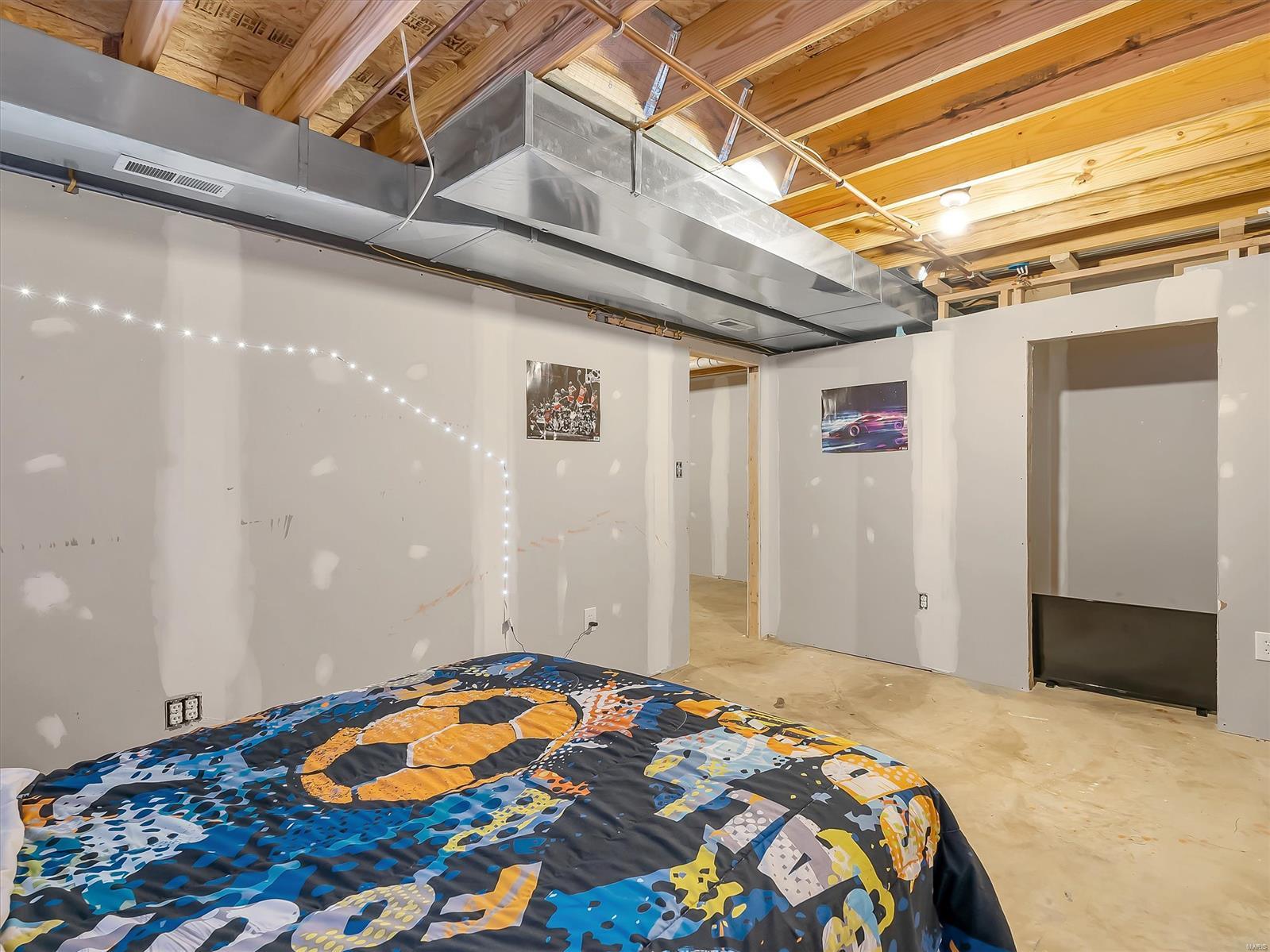 1036 Center Street Property Photo 27