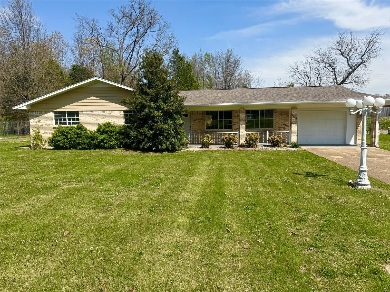 2842 Vaughn Avenue Property Photo
