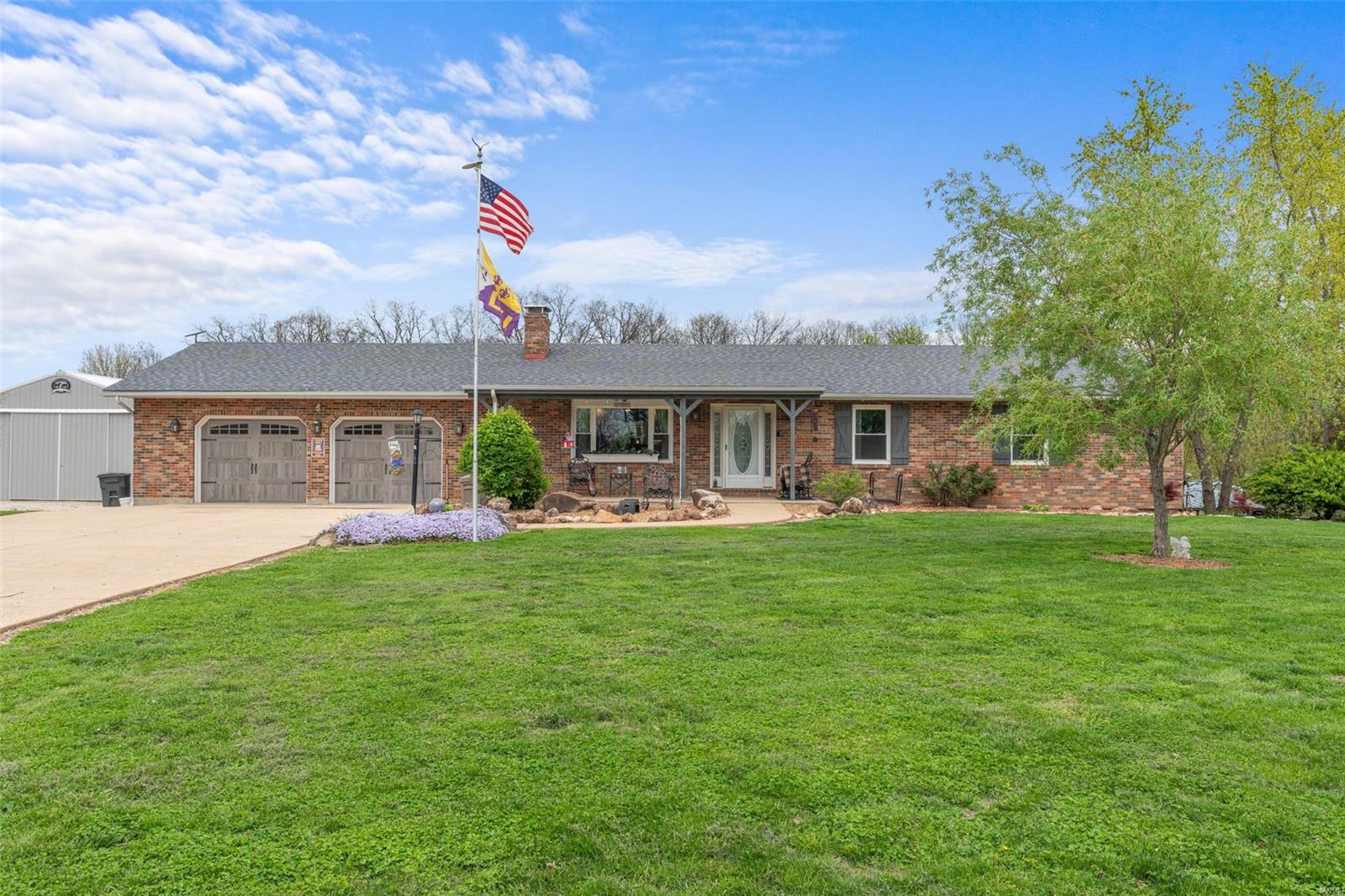 1630 Lyon Road Property Photo