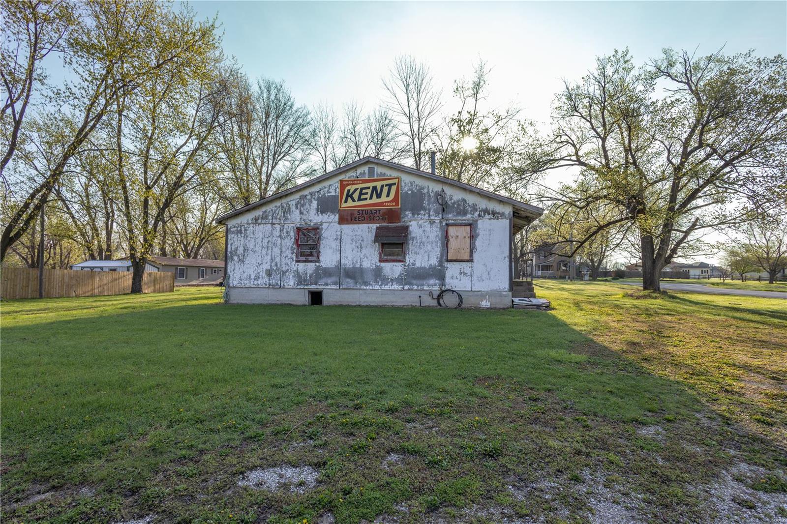 400 Nana Street Property Photo 1