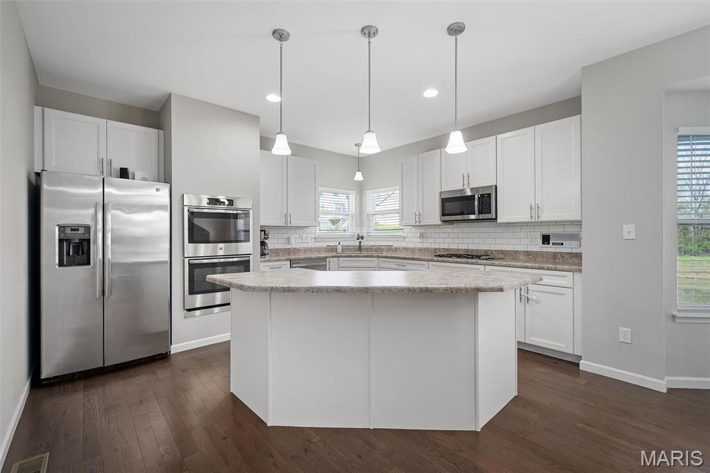 109 Champions Lane Property Photo 12