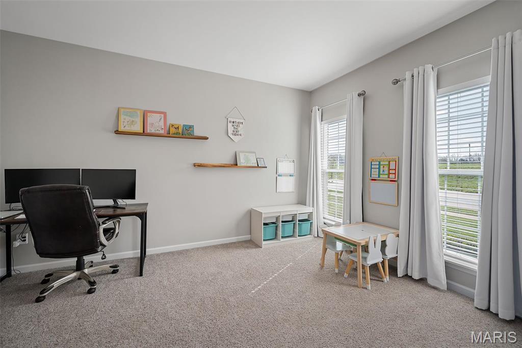 109 Champions Lane Property Photo 23