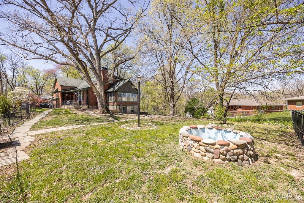 10 Hill Drive Property Photo 3