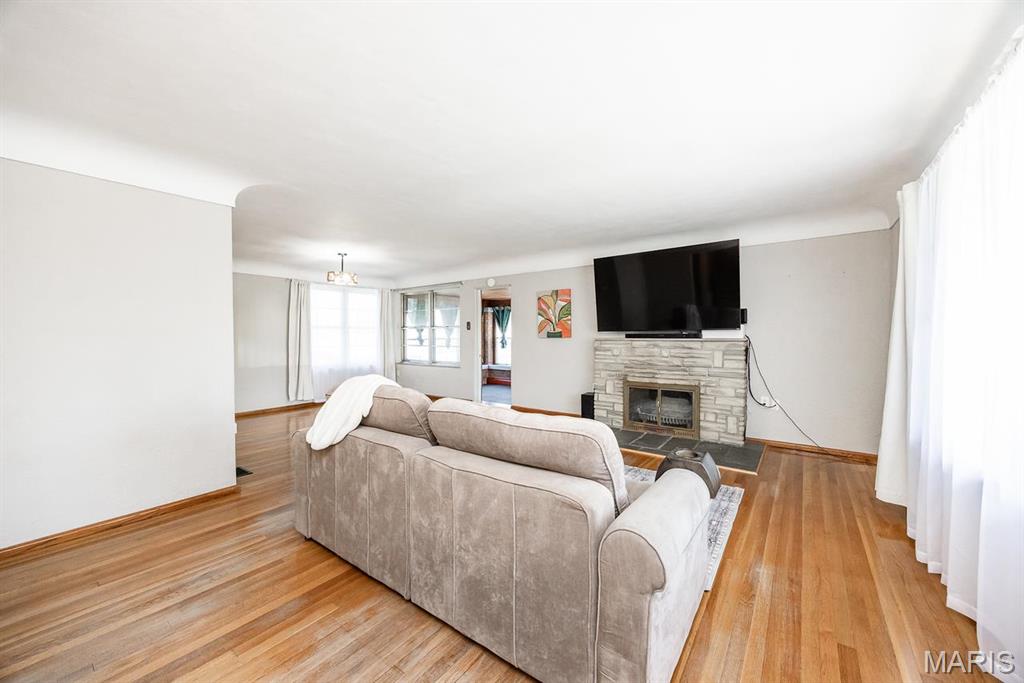 10 Hill Drive Property Photo 6