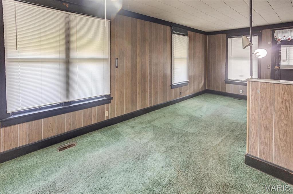 2925 Louisiana Boulevard Property Photo 7