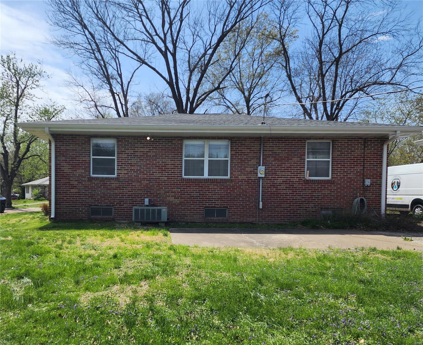7105 Northern Drive Property Photo 7