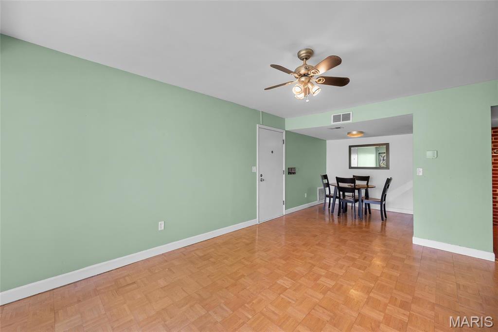 1051 Mersey Bend Drive F Property Photo 6