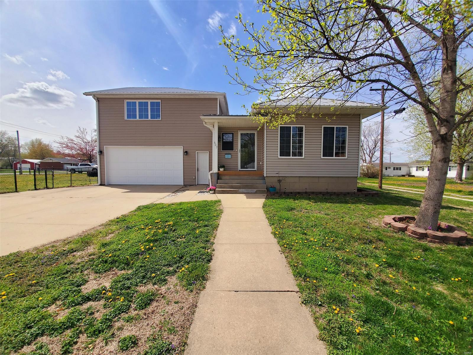 603 7th Street Property Photo