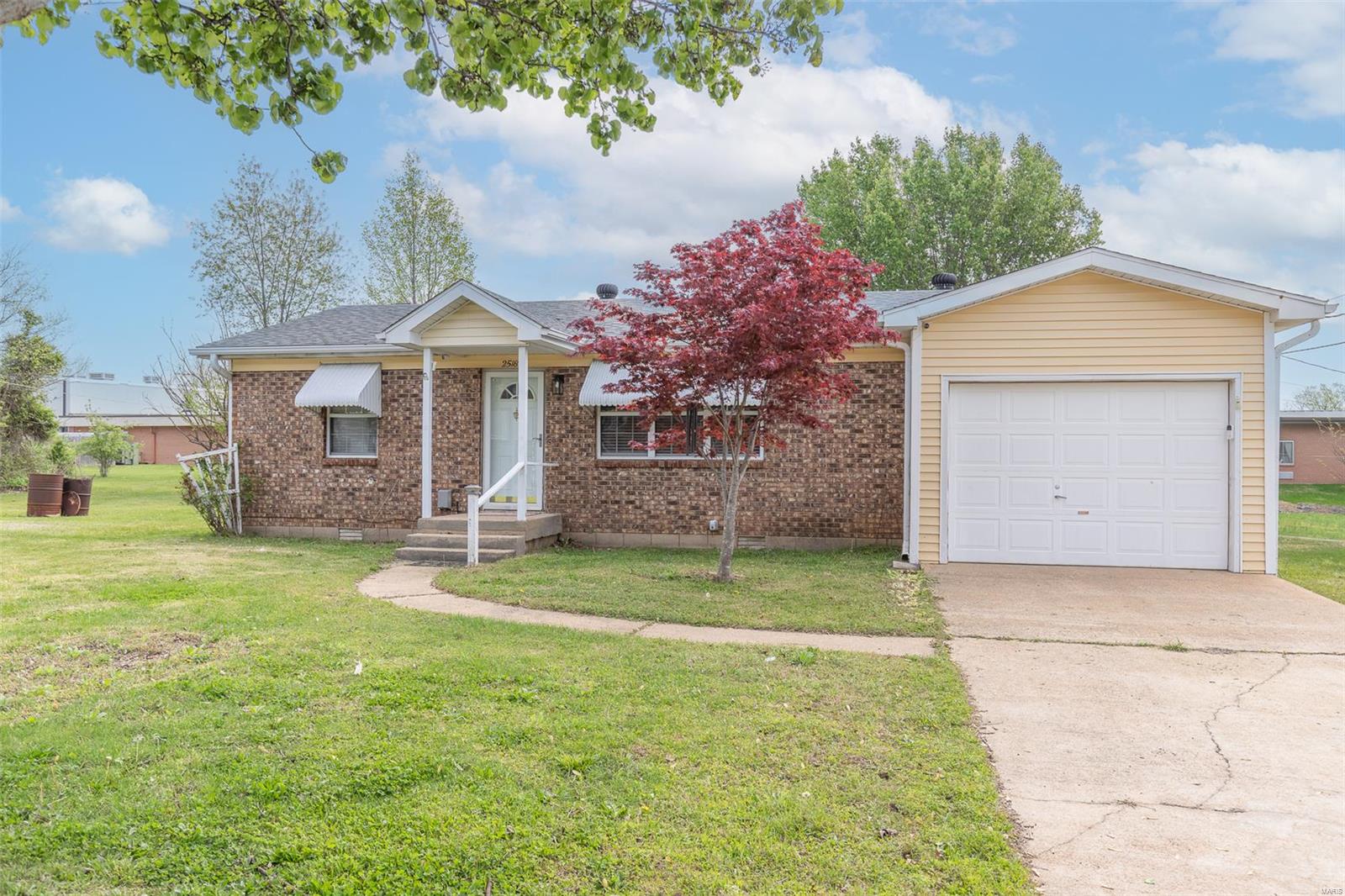 2518 High Street Property Photo