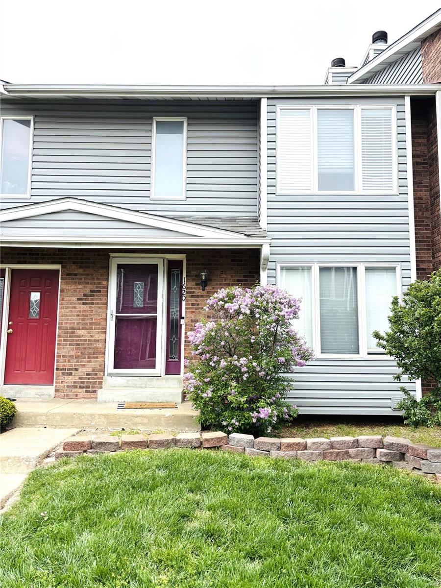 1620 Rosewall Drive C Property Photo 1