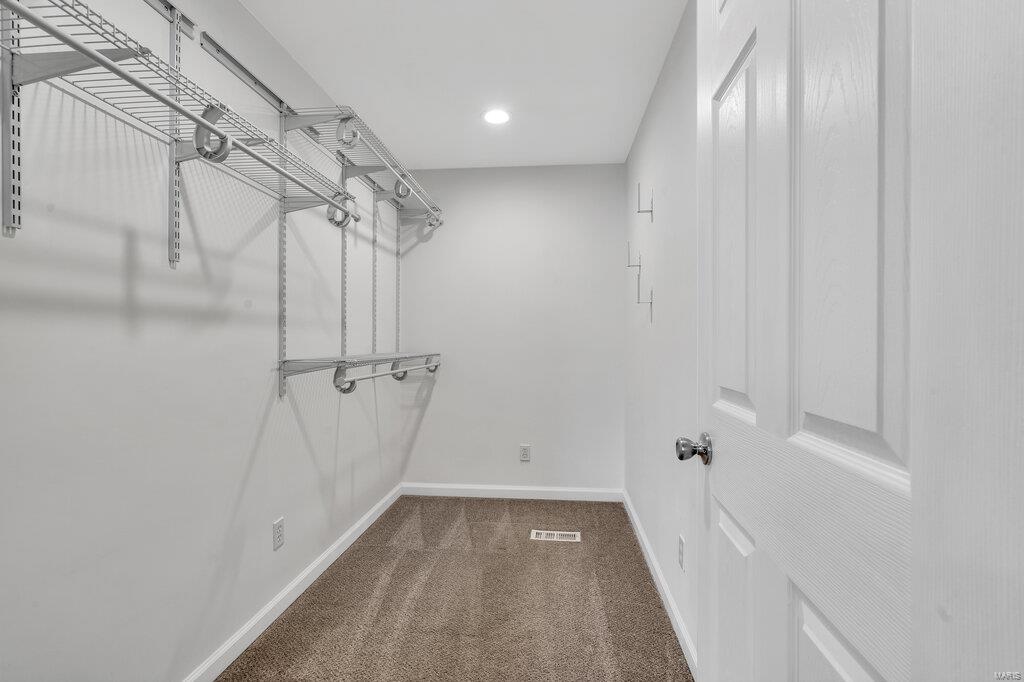 332 Hagemeister Drive Property Photo 10