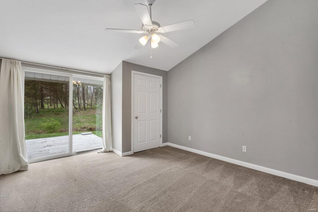 332 Hagemeister Drive Property Photo 18
