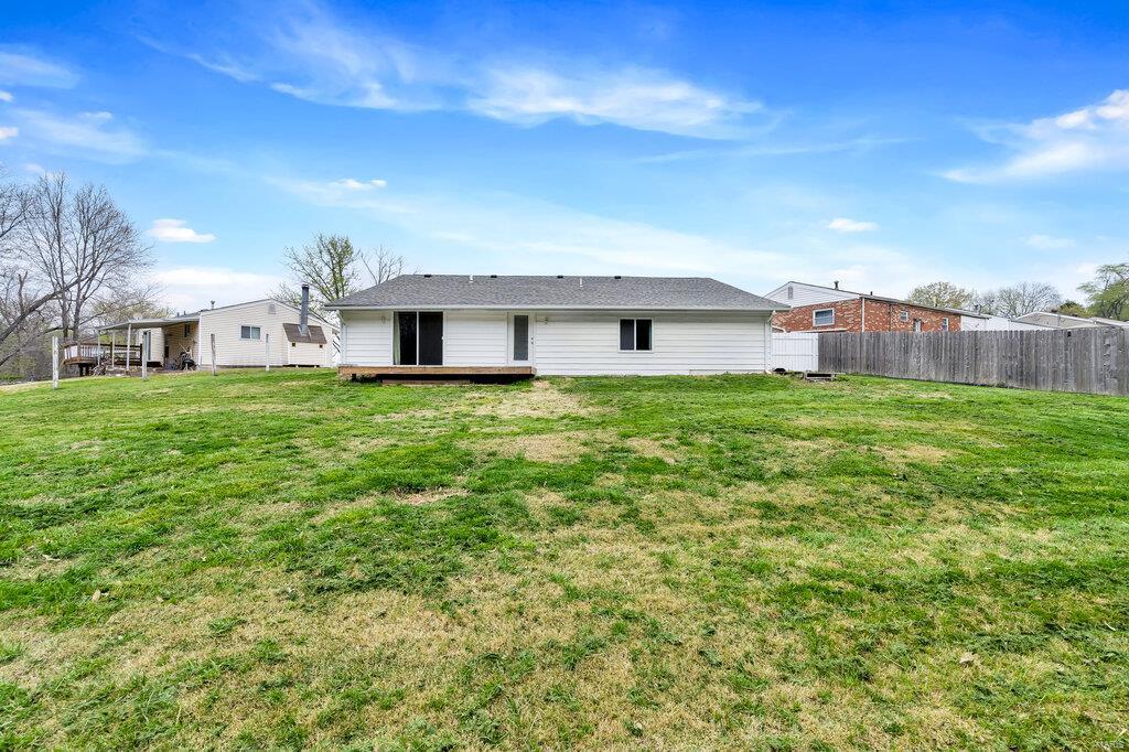 332 Hagemeister Drive Property Photo 28