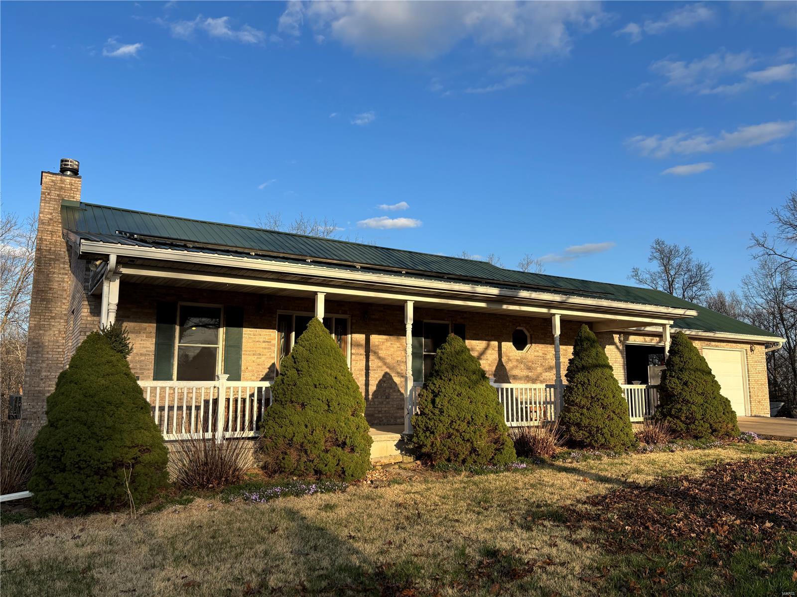 3598 Highway T Property Photo