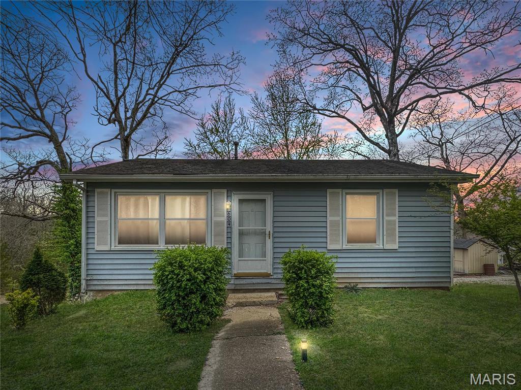 604 Woodward Avenue Property Photo 1