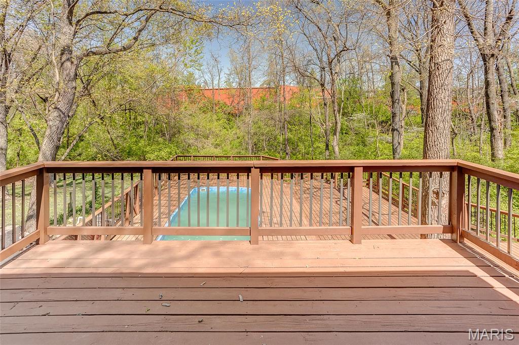 233 Persimmon Drive Property Photo 10