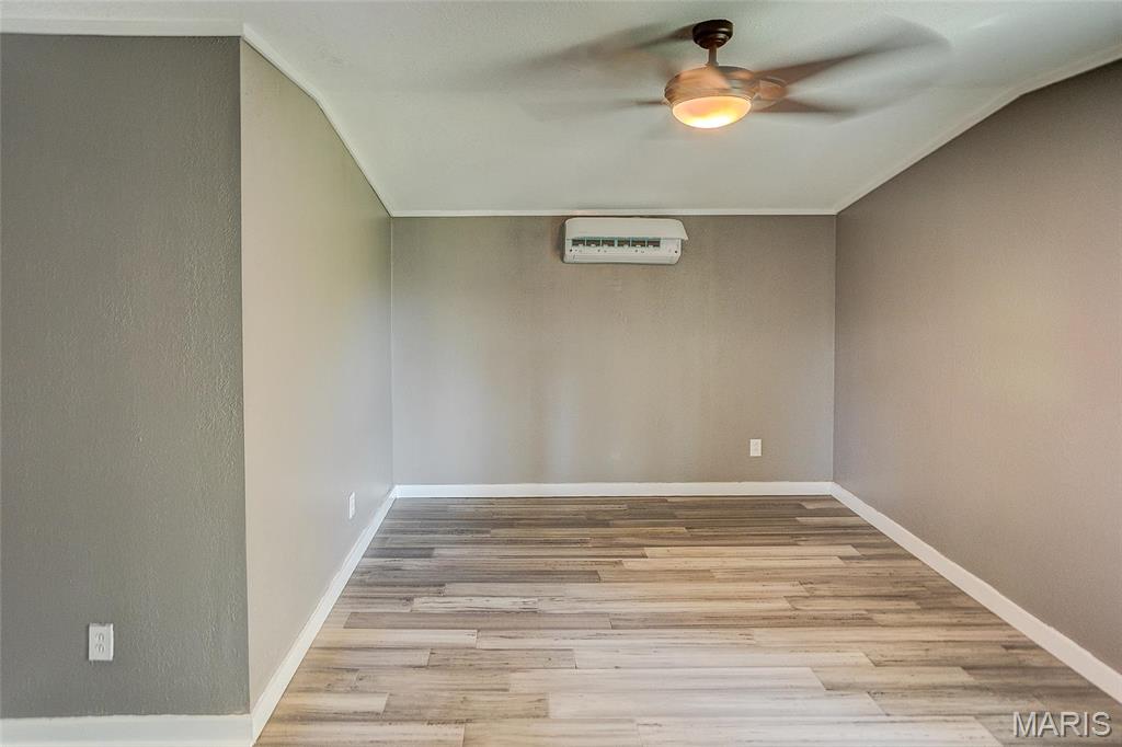233 Persimmon Drive Property Photo 23