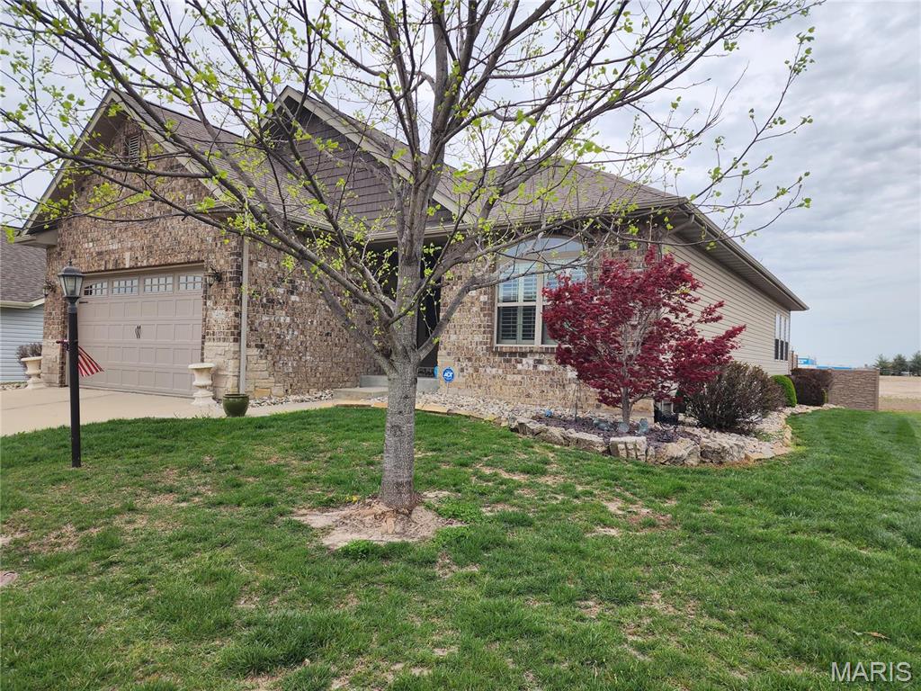 7466 Clarence Court Property Photo 4