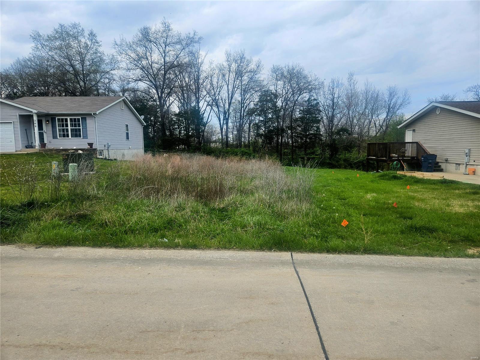 207 Juni Way Property Photo