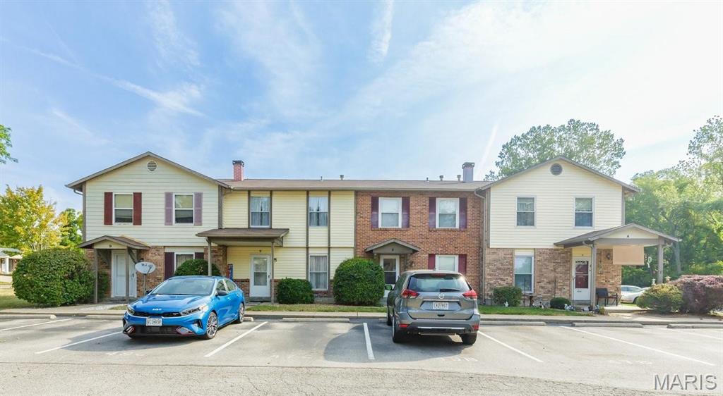 49 Park Charles Boulevard C Property Photo 2