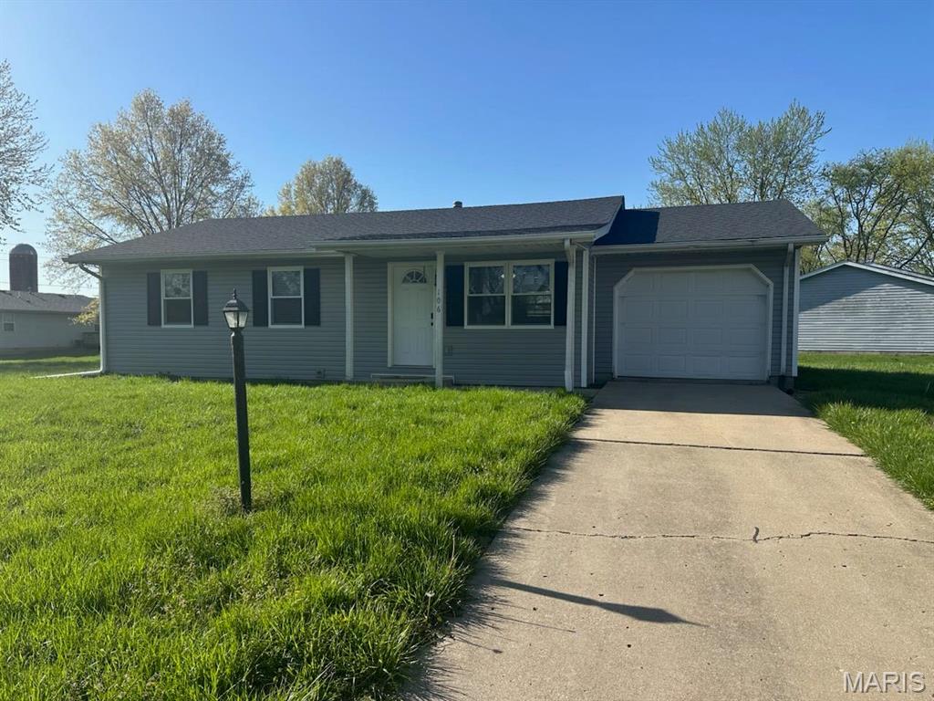 106 Lynn Street Property Photo 1