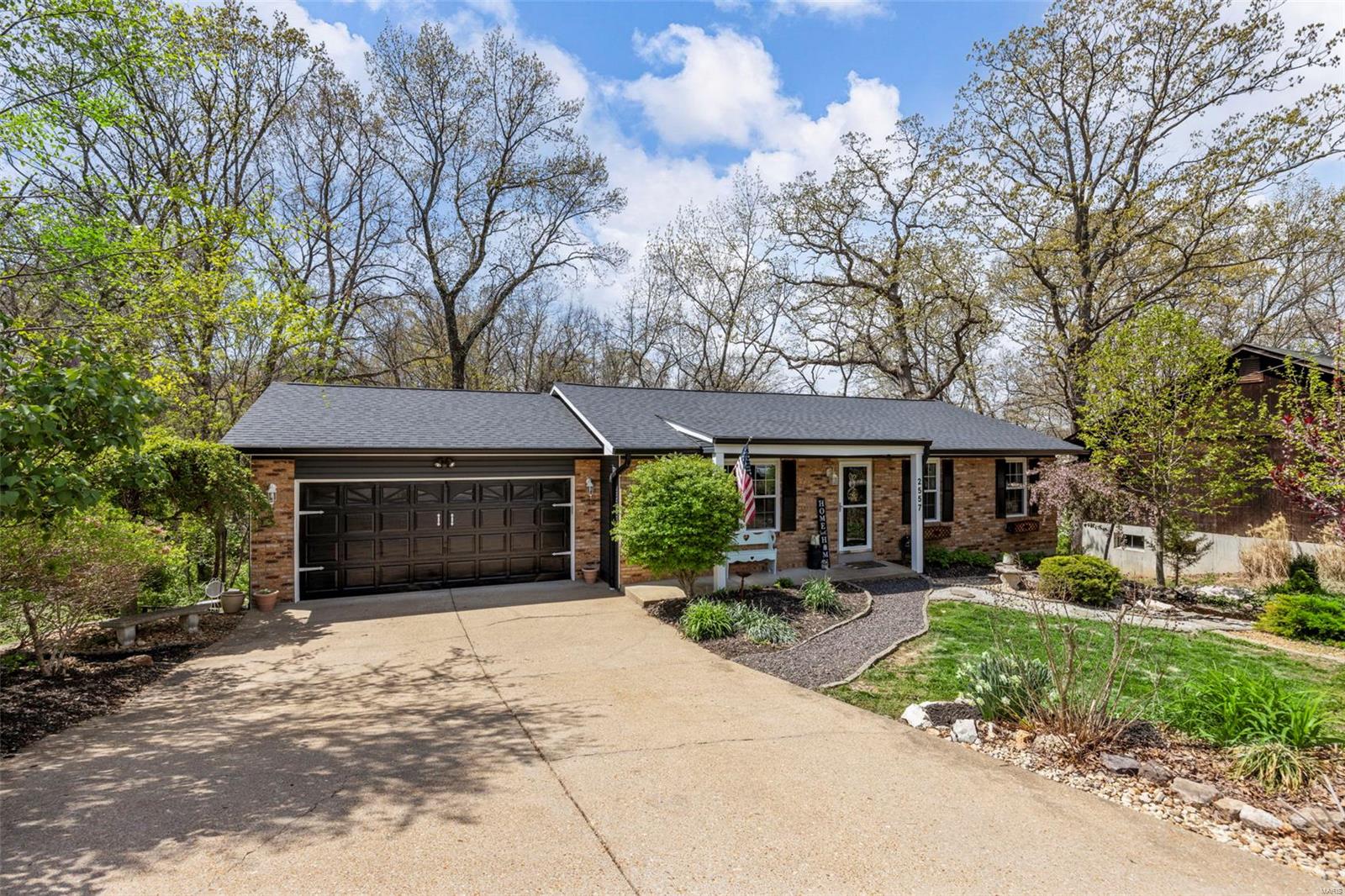 2557 Tricia Lane Property Photo