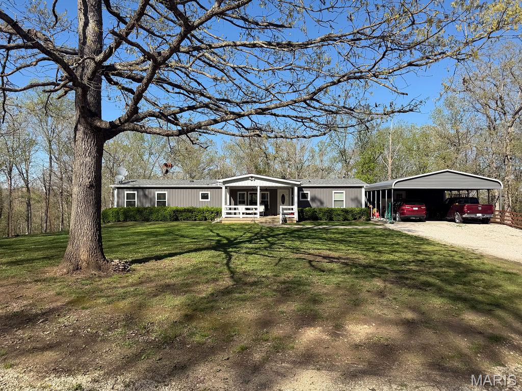 8325 Maple Lane Property Photo 2