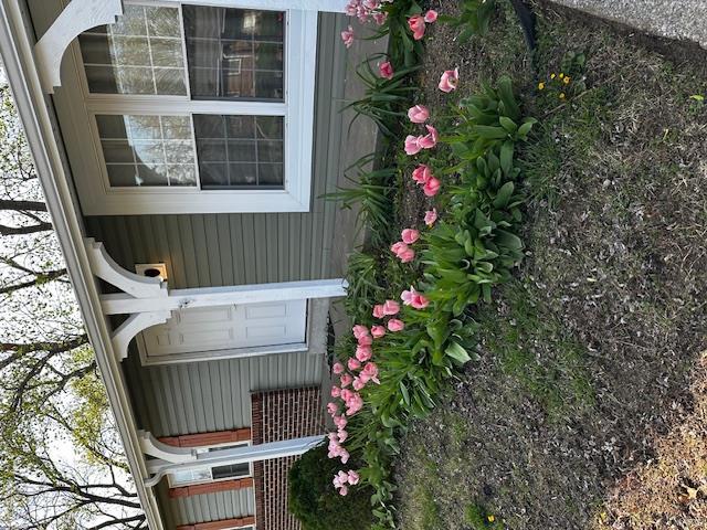 16 Oxbow Road Property Photo