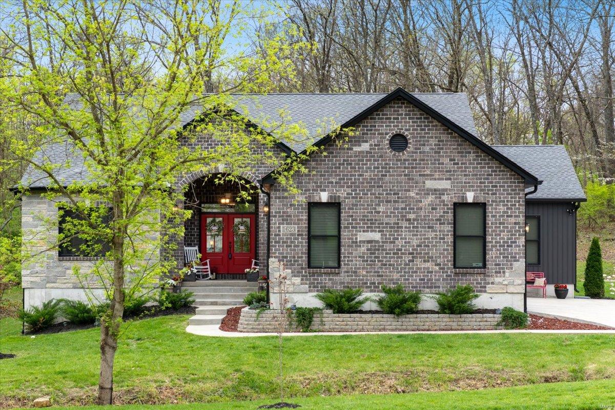 1623 Barry Place Property Photo