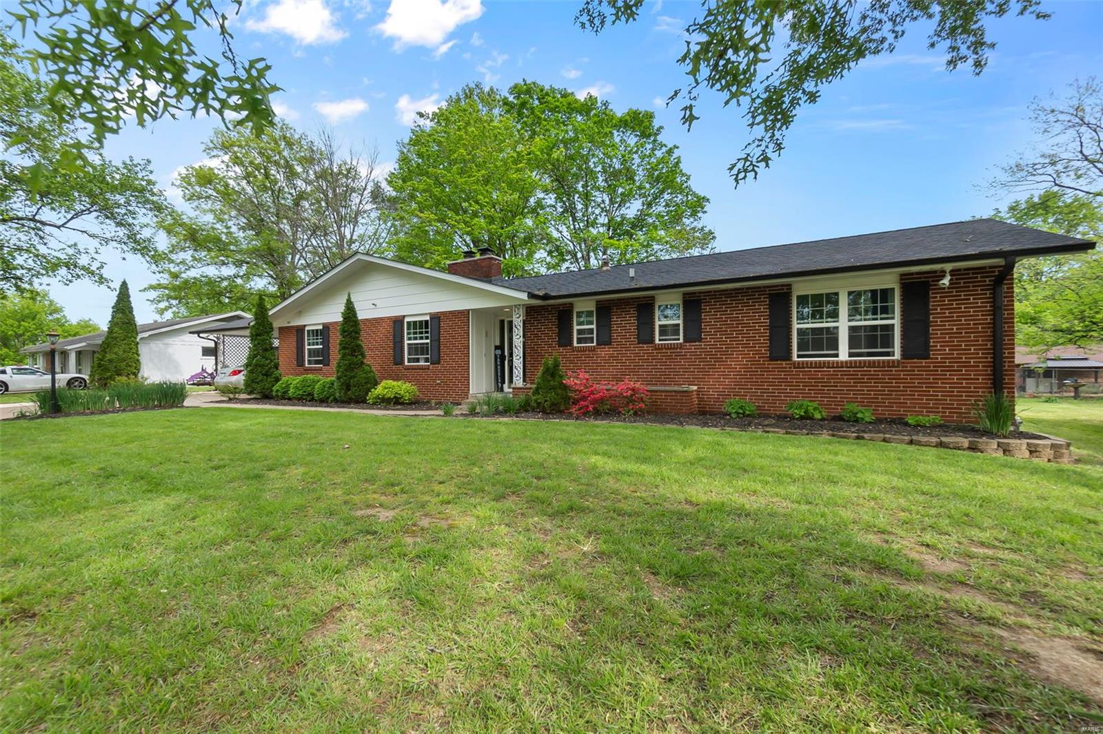 1823 Westridge Drive Property Photo