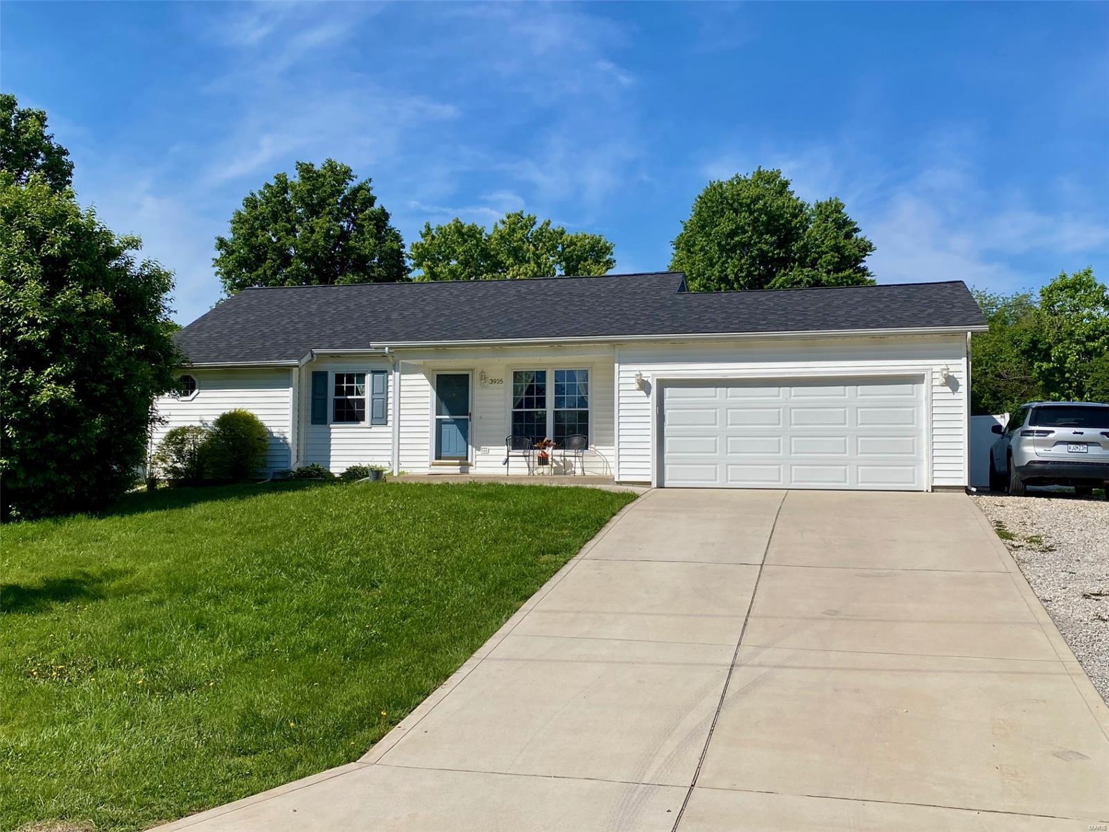 3935 Tara Place Property Photo