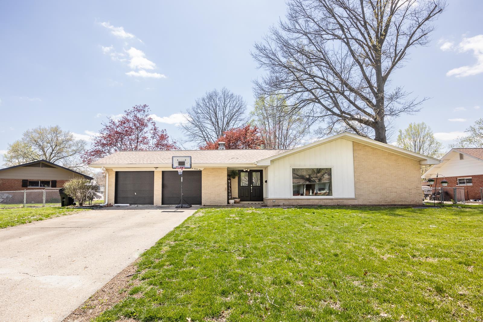 625 Springdale Drive Property Photo