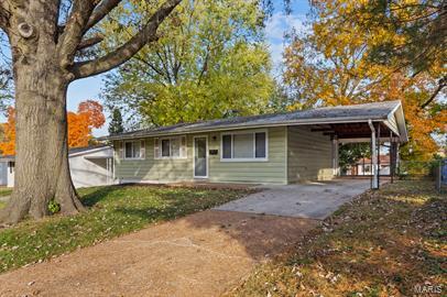 1040 Bluefield Drive Property Photo 1